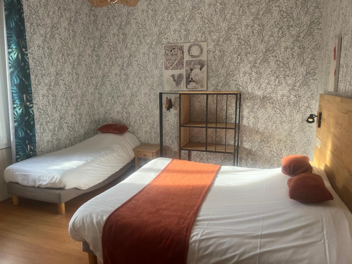Le Petit Montmartre 호텔 디나르 외부 사진