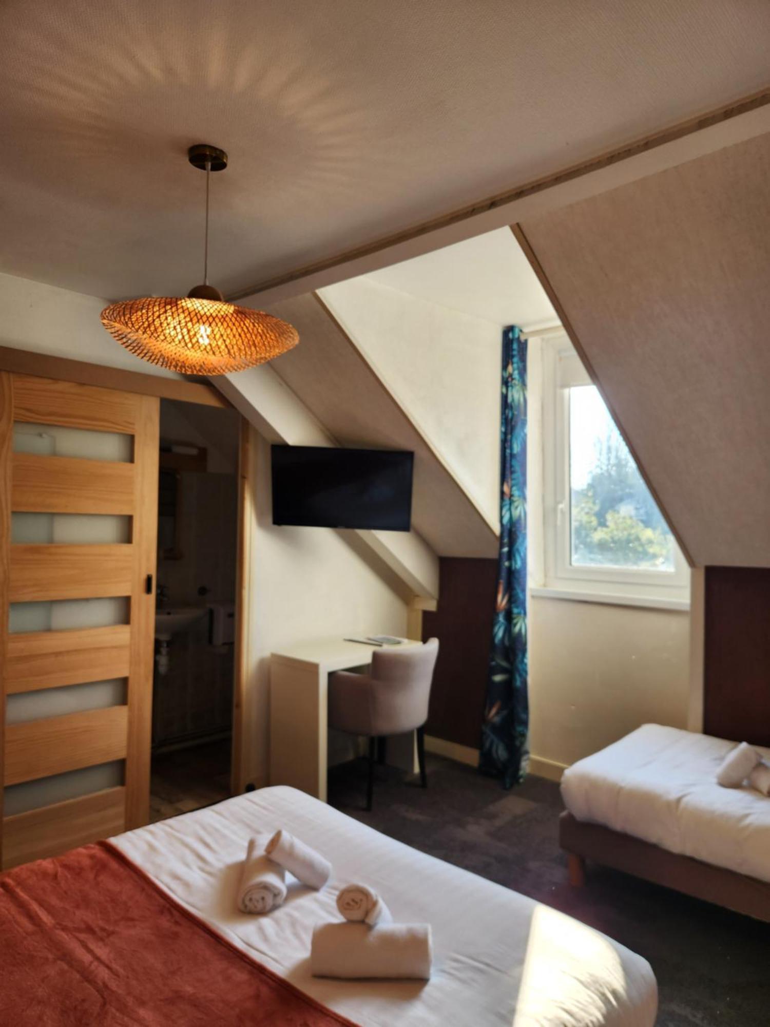 Le Petit Montmartre 호텔 디나르 외부 사진